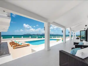 Villa Pelican Bay