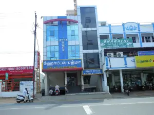 Hotel Padma