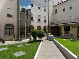 Hotel Casa Del Pellegrino
