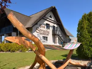 Pod Strzechą