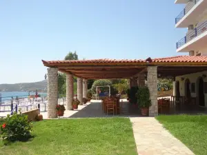De la Plage Hotel Koroni