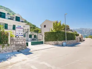 Apartments Iva