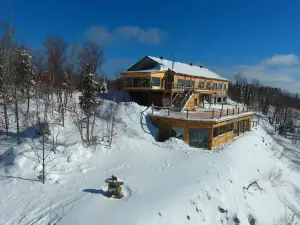 Auberge Cap au Leste