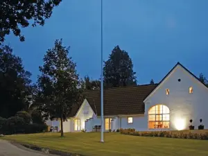 Lovely Home in Vorbasse with Kitchen