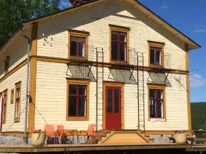 B&B Bjärtrå