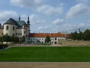 Penzion V Podzamci Litomysl