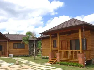 Carmen Hotel & Villas