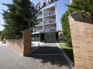 X Dream Hotel-Adults Only