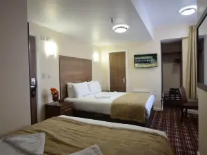 럭키 8 호텔