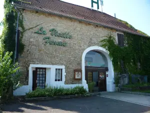 ホテル レストラン ラ ヴィエイユ フェルメ