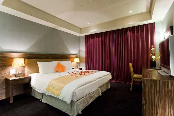 H.M.HOTEL Promo Code