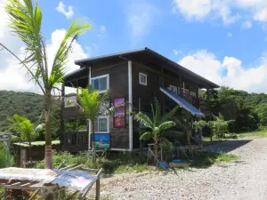 沖繩自由旅館