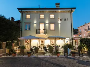 Hotel Operà