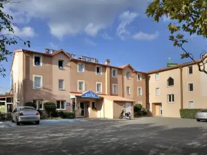 Brit Hotel Essentiel Millau