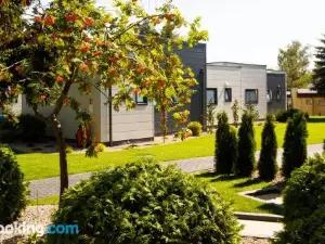 Holiday Golden Resort & Spa