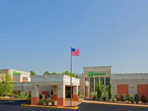 Armoni Inn and Suites