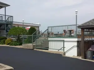 Lakeview Resort Motel