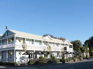 The White Swan Hotel