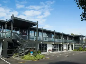 Alpha Motor Inn