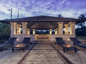 The Villa Bentota by KK Collection