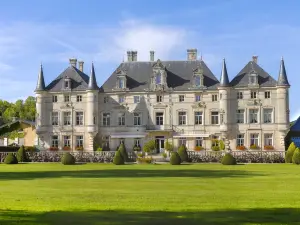 Château des Monthairons Hôtel Restaurant GastroMaison Spa privatif