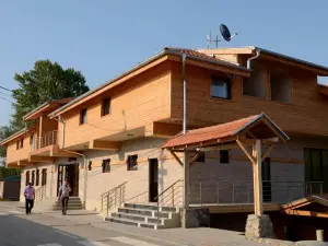Alfa Hotel