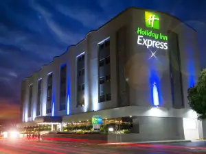 Holiday Inn Express Mexico - Toreo, an IHG Hotel