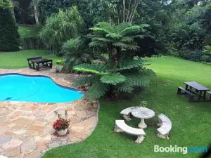 Warrens Guest House