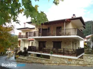 Hotel Kokkinos Vrachos