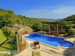 Casa Con Piscina y Vistas a montaña - Cal Solsona