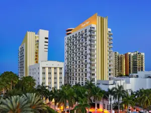 邁阿密海灘南灘皇家棕櫚尊貴度假酒店
