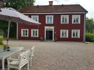 Tjällmo Gästgifvaregård