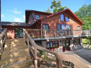 Evergreen Beach 4 Bedrooms 4 Bathrooms Hotel Room