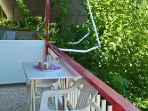 Dimitra Pentaliou Rooms