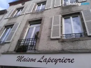 Maison Lapeyriere