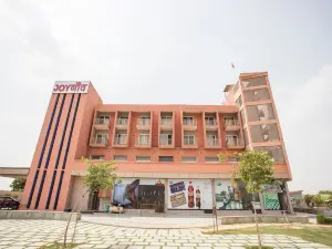 Capital O 43273 Joygaon Resort