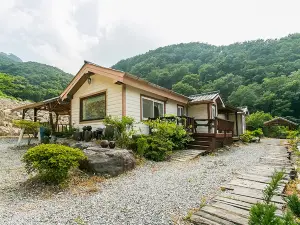 Jeongeup GagoPara Pension