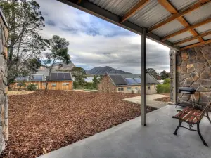 Freycinet Stone Studio 7