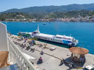 Hotel Saron