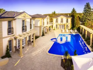 Luxury-Villas
