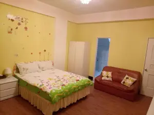 Tainan Here Hostel Anping