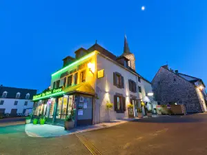 Hôtel Restaurant de la Poste Saint Sauves