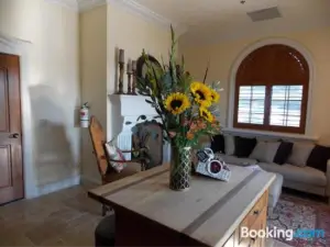 Thorn Hill Vineyards Villa Suites
