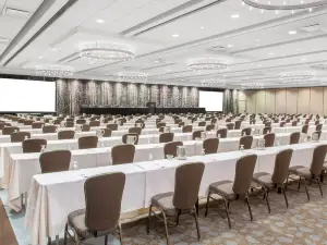 Crowne Plaza Chicago O'Hare Hotel & Conference Center, an IHG Hotel