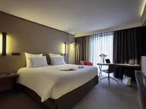 โรงแรมแรดิสัน บลู ซีดีจี แอร์พอร์ต เทอร์มินอล ปารีส