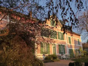 Les Buissonnets