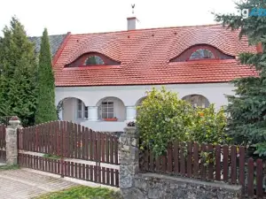Sorenyes Udvarhaz