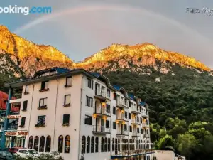 Hotel Golden Spirit