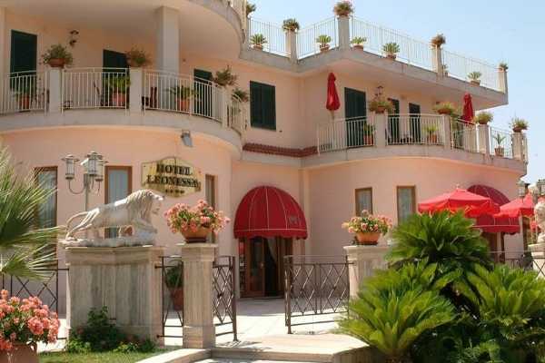 hotel leonessa