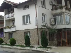 Bonbon Guest House